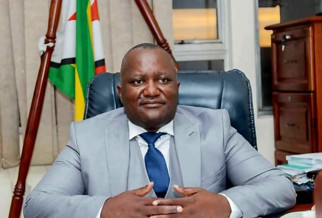Hon.Ezra Chadzimira